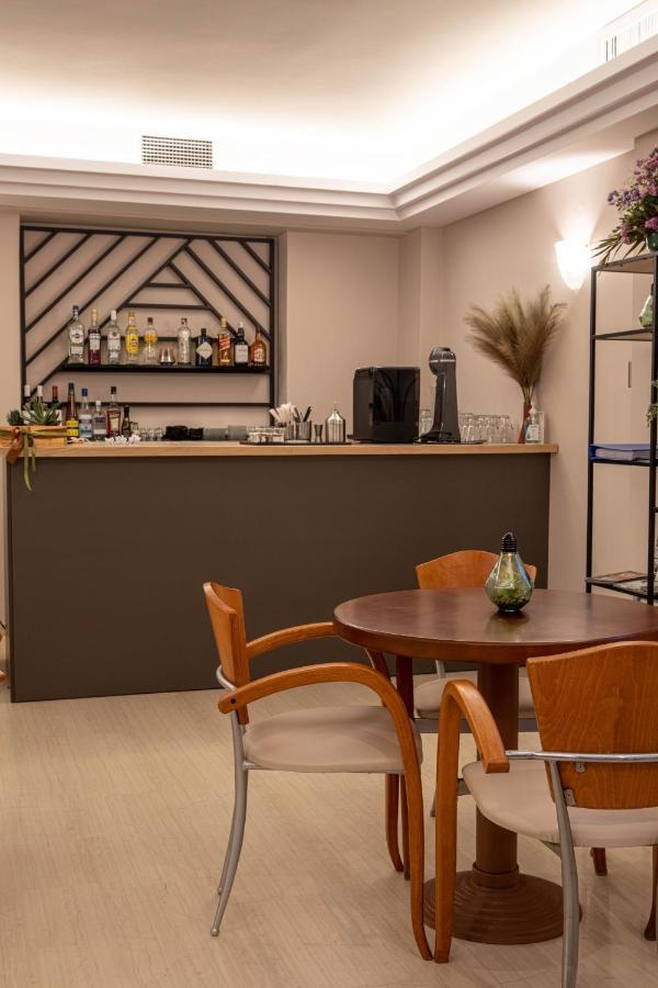 Hotel Serenity Tolón Extérieur photo