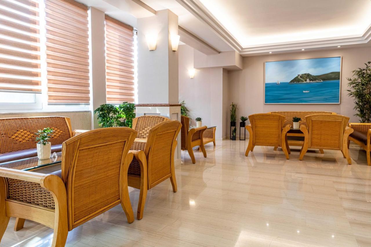 Hotel Serenity Tolón Extérieur photo