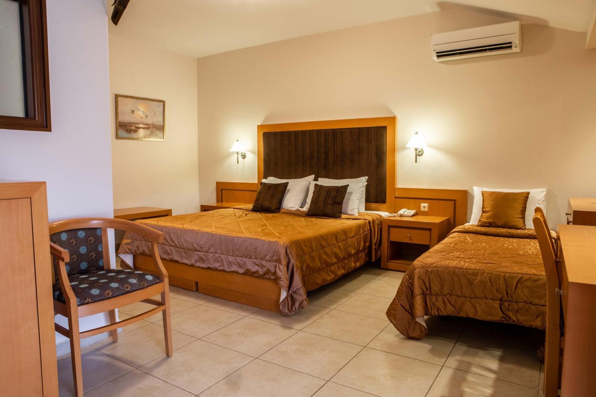 Hotel Serenity Tolón Extérieur photo