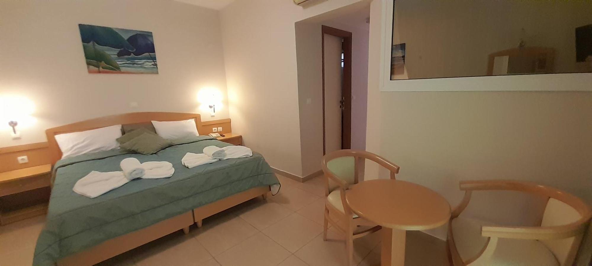 Hotel Serenity Tolón Extérieur photo