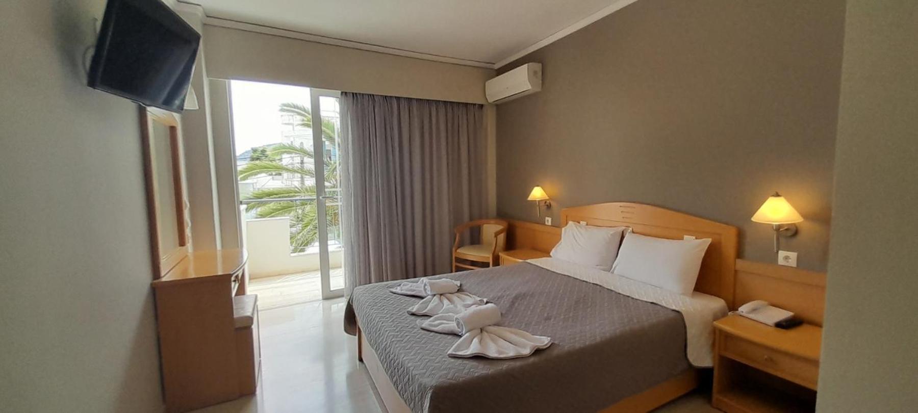 Hotel Serenity Tolón Extérieur photo