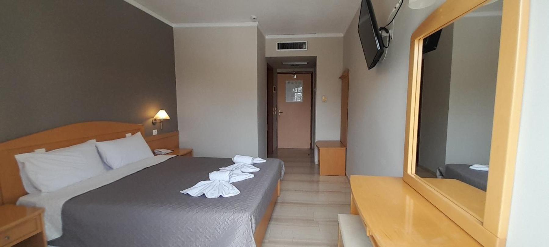 Hotel Serenity Tolón Extérieur photo